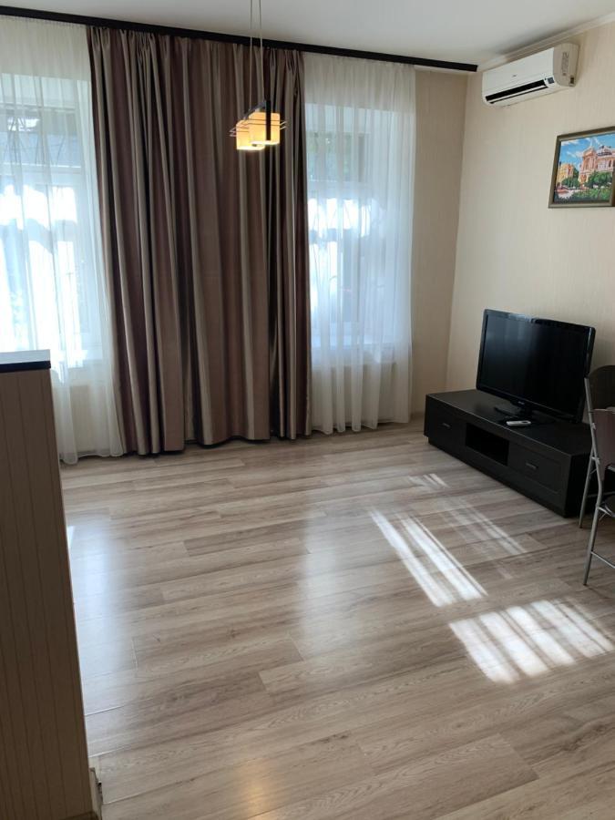 Excellent Apartment In The Center Of Odessa Kültér fotó